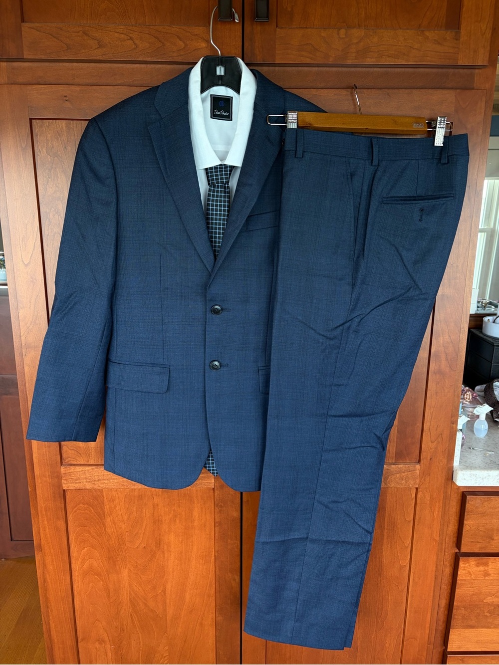 Jos. A. Bank Traveler subtle Blue Check Wool 2pc Suit Tailored Fit 36S 30W x 30L